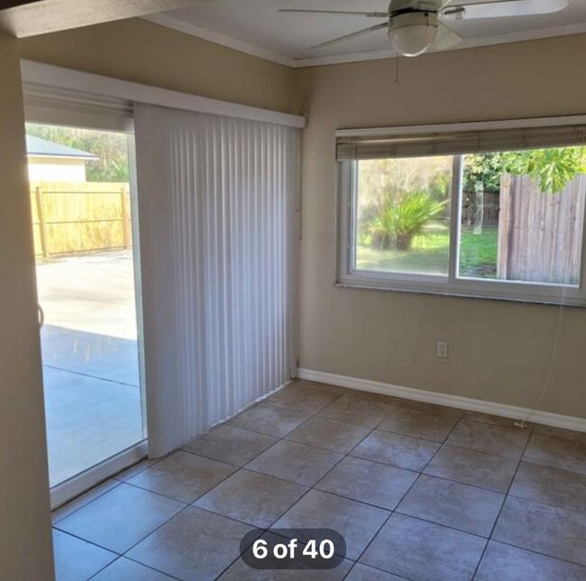 Foto del edificio - 24 Coral Reef Ct N