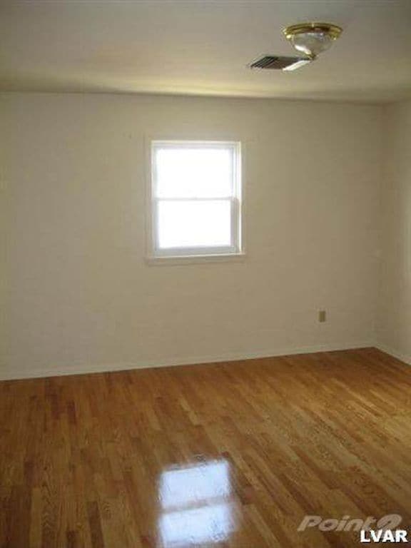 Building Photo - For Rent