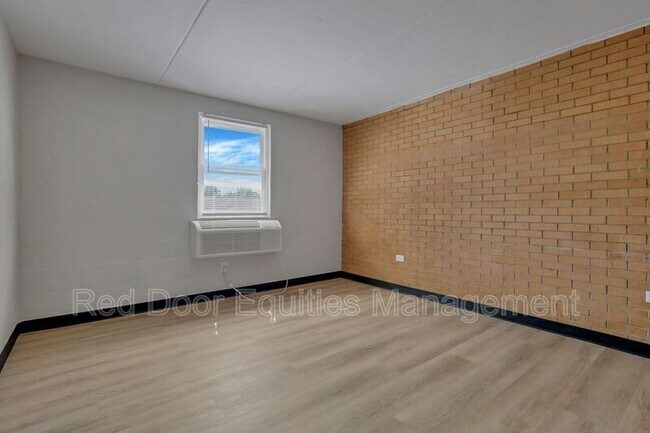 Foto del edificio - 425 Mt Vernon Rd