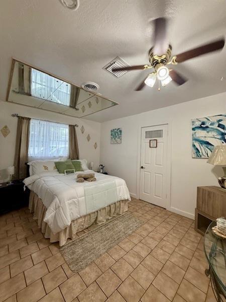 Foto del edificio - 7140 SW 16th St