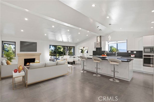 Building Photo - 20509 Califa St