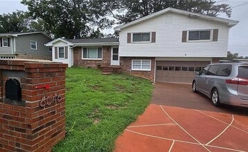 Building Photo - 6046 Danbury Ct