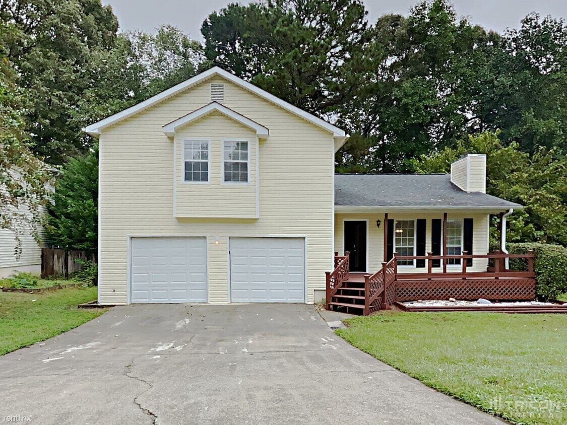 Primary Photo - 5569 Princeton Oaks Ln