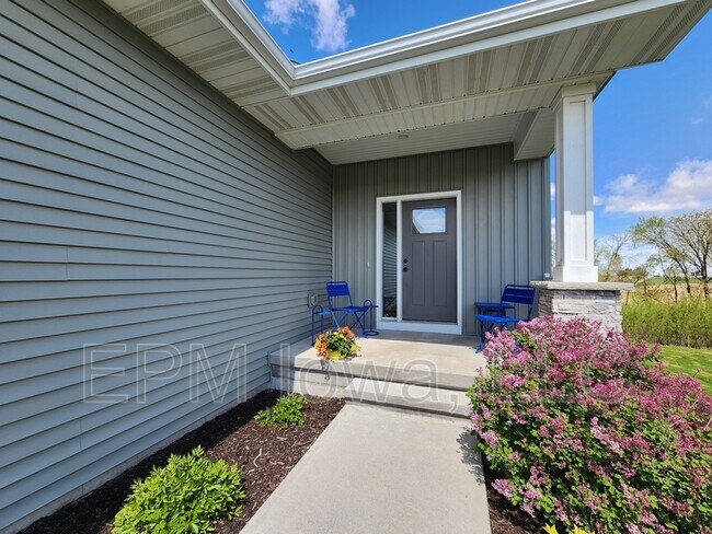 Foto del edificio - 114 Dogwood Ln