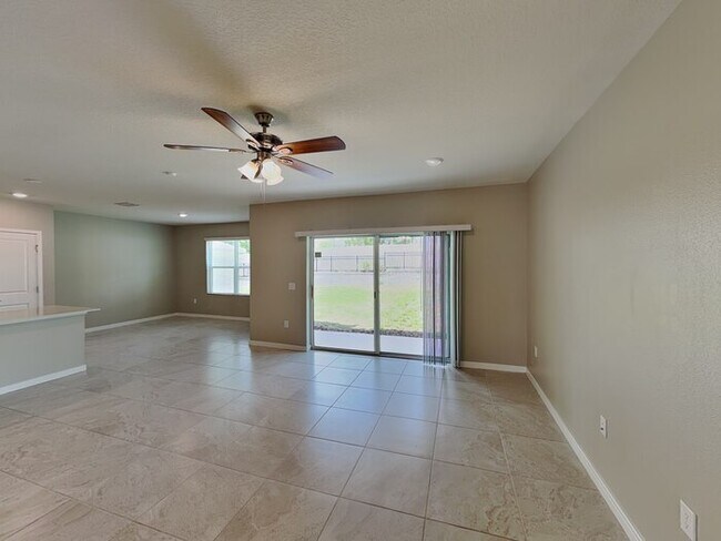 Foto del edificio - 837 Rivers Crossing St