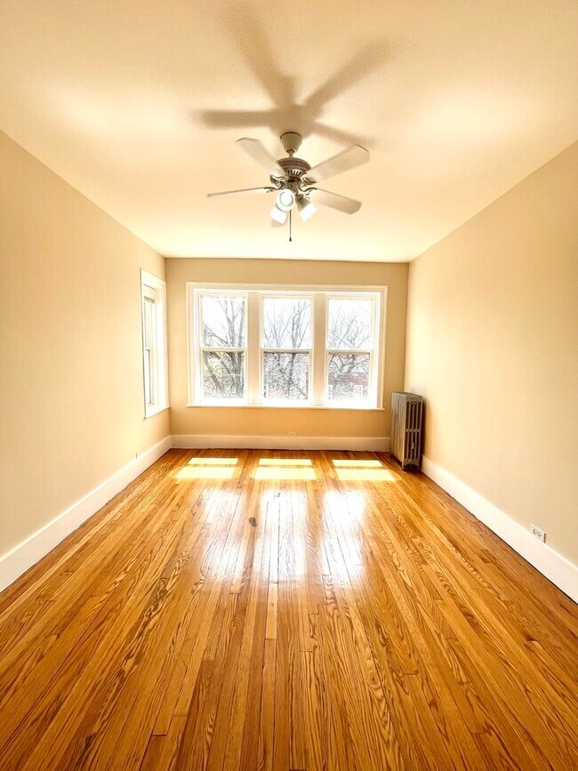 Foto del edificio - 4306 W Shakespeare Ave