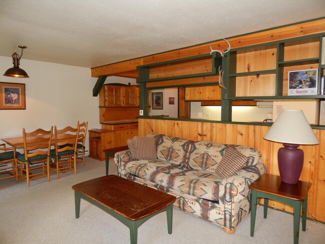 Building Photo - 3685 Teton Dr
