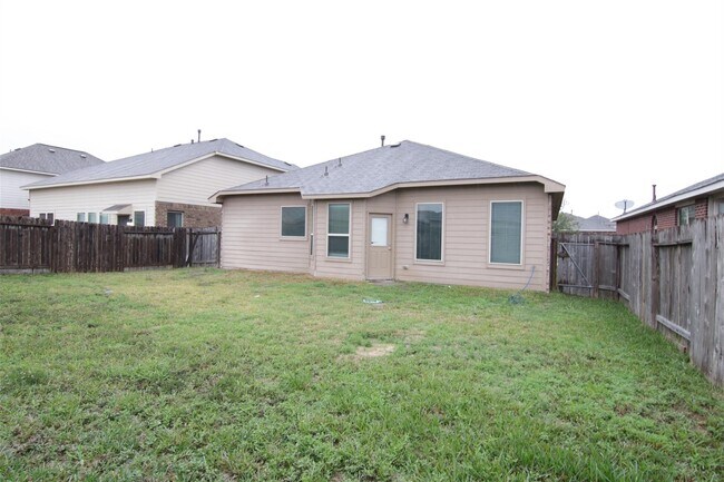 Building Photo - 20419 Newcastle Ridge Ln