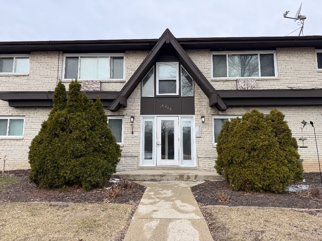 Building Photo - 6213 South 13th Street