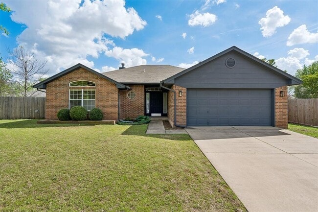 Foto del edificio - 1708 Creekside Ct