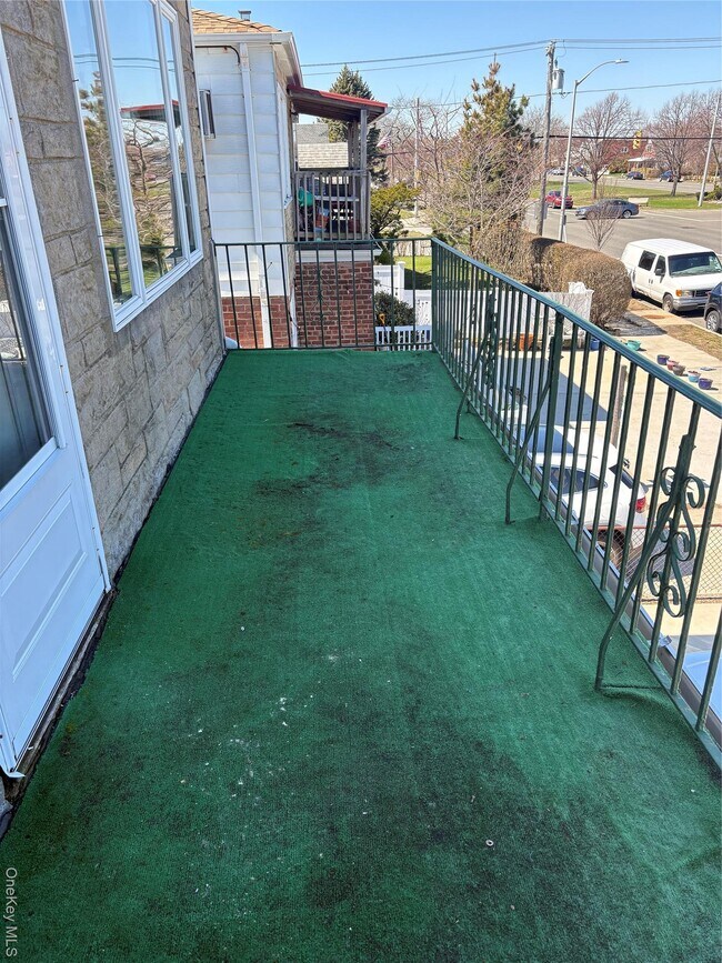 Foto del edificio - 514 E Park Ave