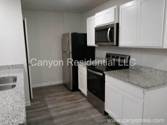 Foto del edificio - BRAND NEW single family house!3bedrooms, 2.5bathrooms,