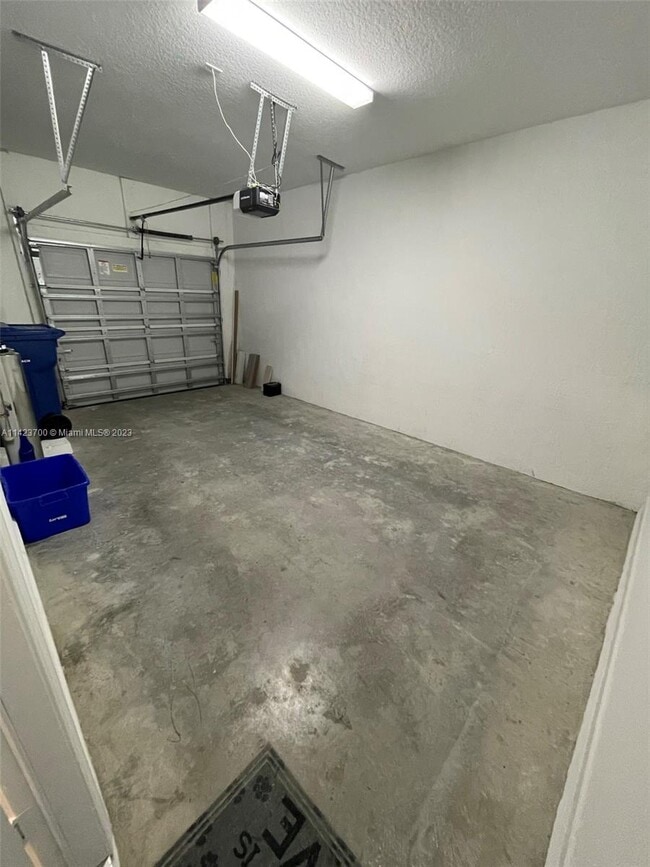 Foto del edificio - 4202 Coco Plum Pl