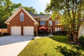 Building Photo - 1560 Oak Park Cove