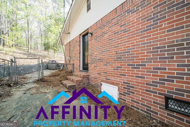 Foto del edificio - 4517 Dawn Ct