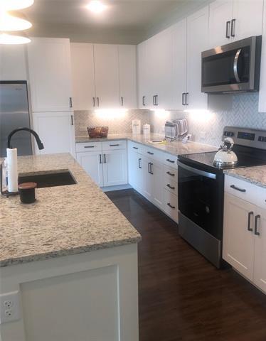 Building Photo - 3517 Windhaven Pkwy