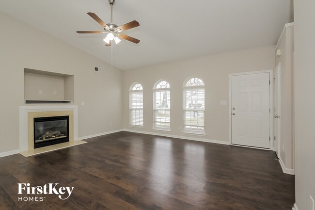 Foto del edificio - 6265 Goldenfield Dr