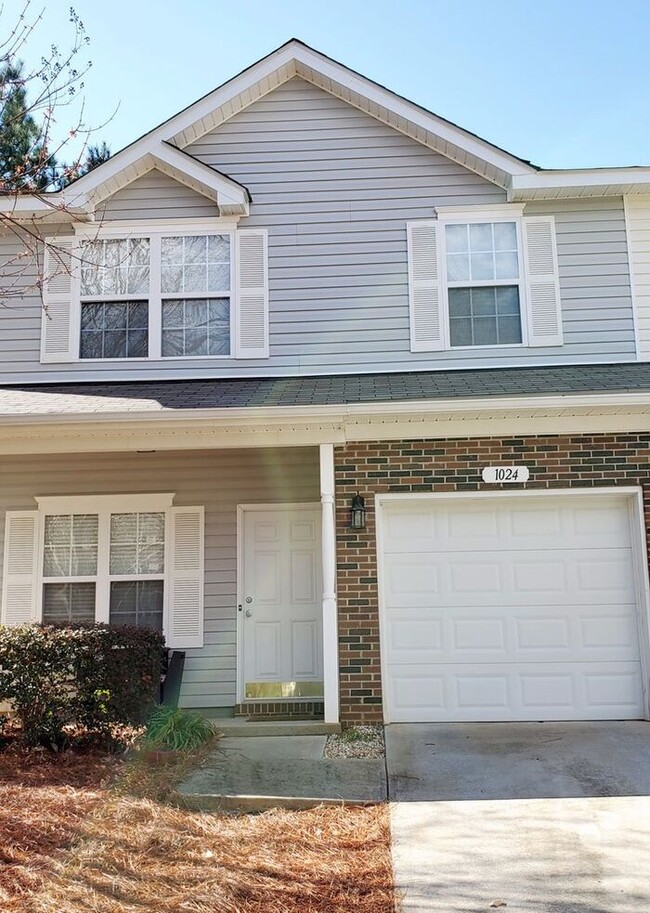 Foto del edificio - Now renting Townhome in Fort Mill