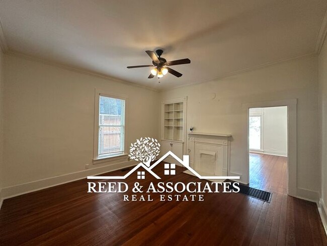 Building Photo - Spacious 5-Bedroom - Copper Young Area