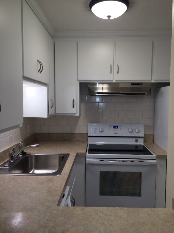 15 Cass St Unit 5, Boston, MA 02132 Condo for Rent in Boston, MA