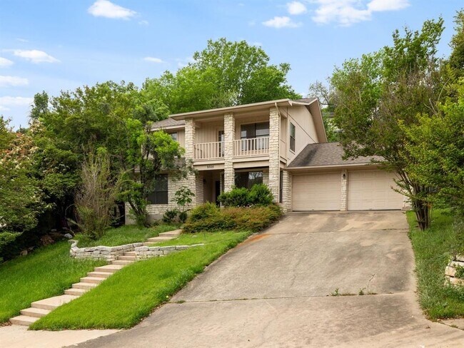 Foto del edificio - 9305 Rolling Oaks Trail