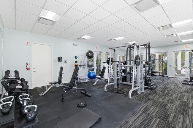 Gimnasia - Eagle Walk Off-Campus Student Housing