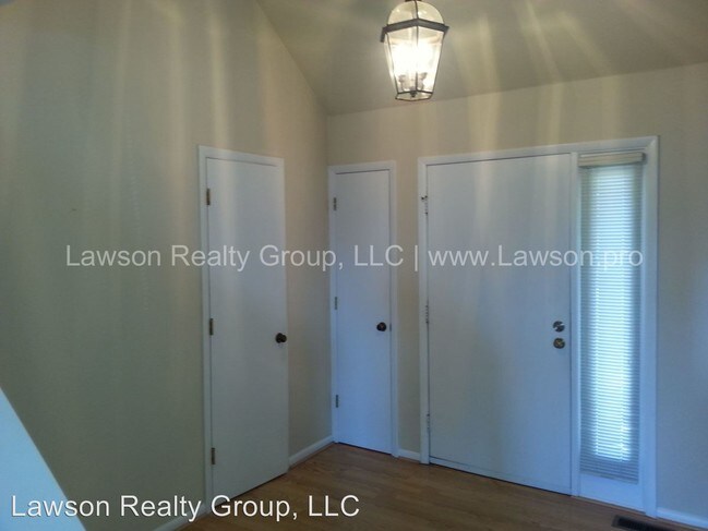 Foto del edificio - 4942 Hunting Hills Cir
