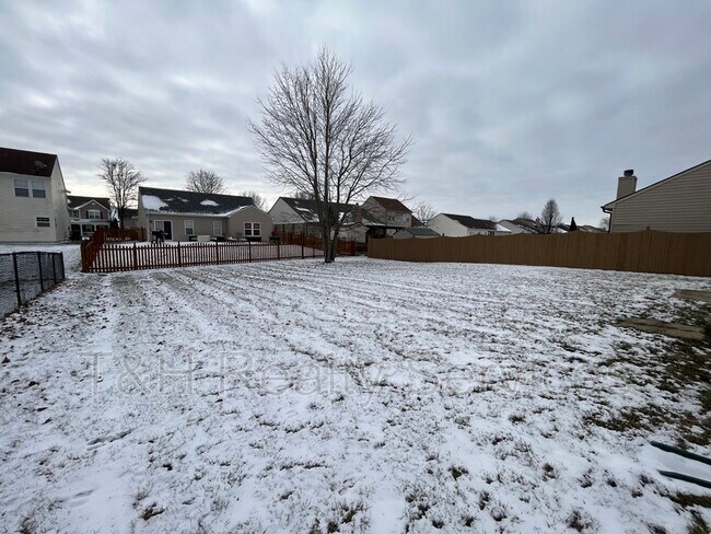 Building Photo - 6653 Southern Cross Dr