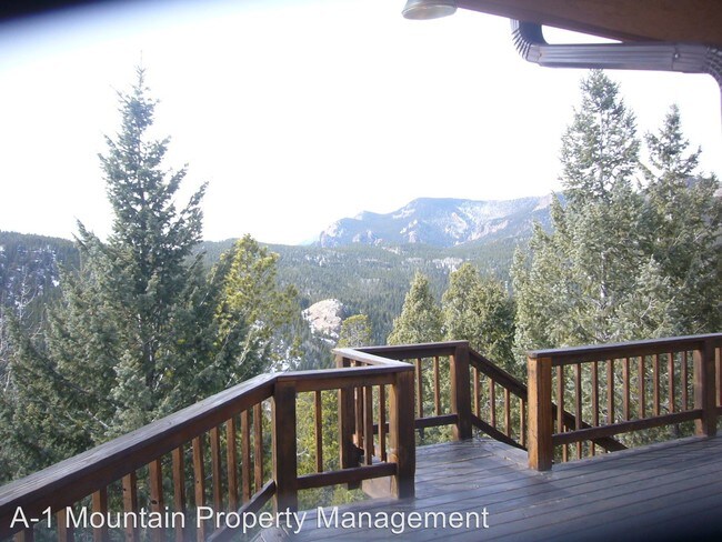 Foto del edificio - 11401 Marks Dr