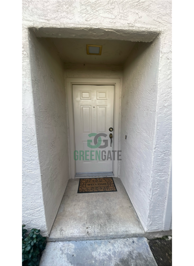 Foto del edificio - Gate Community 2 Bedroom Condo Availabilit...