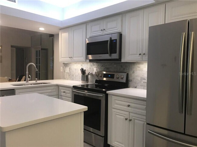 Foto del edificio - 5746 Ashton Lake Dr