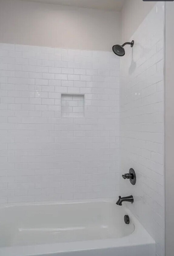 Primary Photo - 3 bedroom, 3 bath townhome conveniently lo...