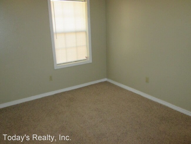 Building Photo - 2 br, 1 bath House - 1101 James Street