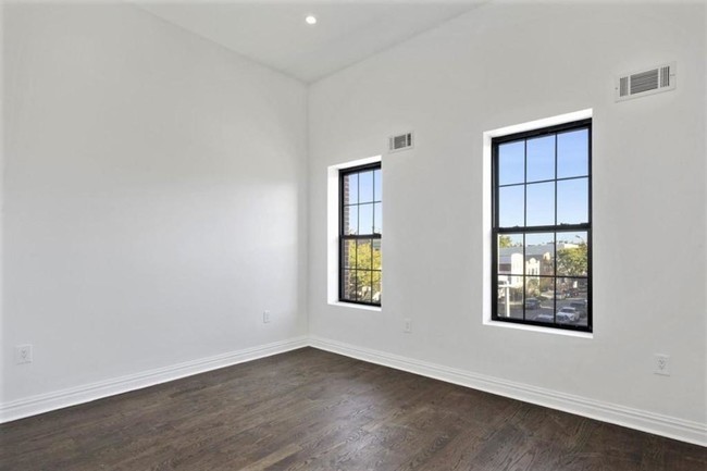 Building Photo - 1340 Bushwick Ave