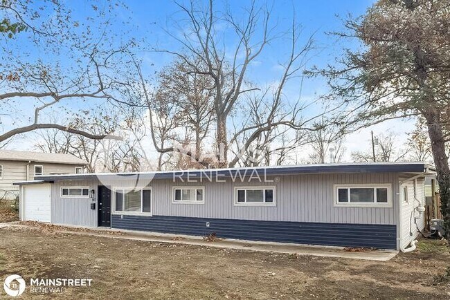 Foto del edificio - 307 W 97TH TER, KANSAS CITY, MO 64114