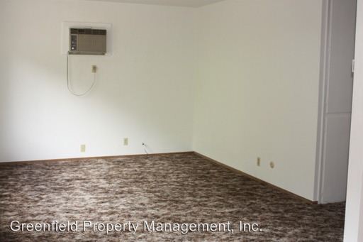 Building Photo - 111 Olive Ct