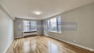 Building Photo - 500 Kappock St