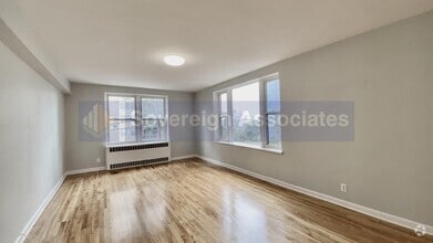 Building Photo - 500 Kappock St