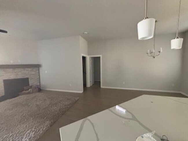 Foto del edificio - 4006 Lynford Ln