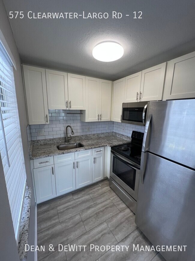 Building Photo - Remodeled 1 BR Apartment in Largo