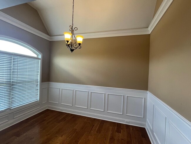 Building Photo - 1568 Sweet Clover Pk
