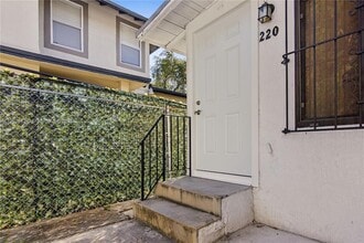 Building Photo - 218 SW 6th Ave Building Photo - 218 SW 6th Ave