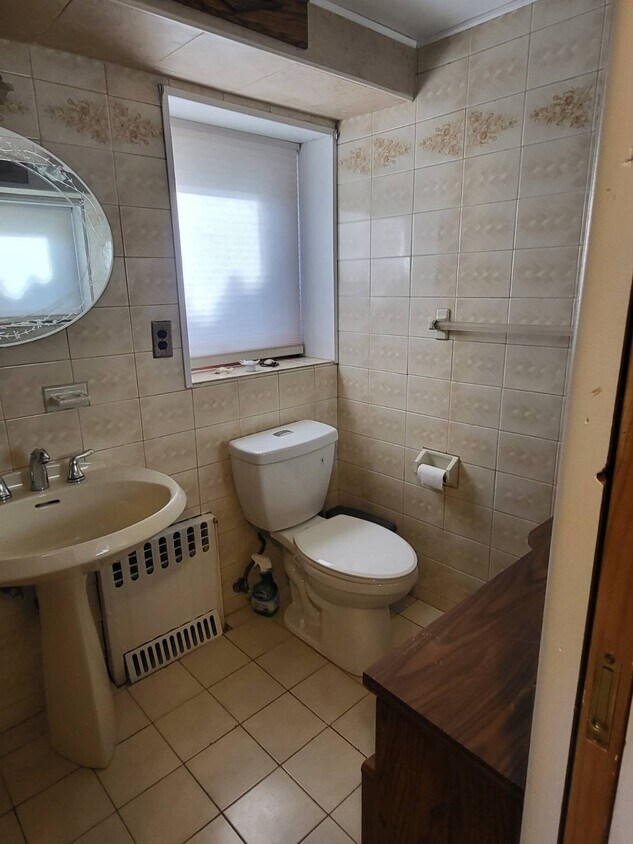 Building Photo - 873 Polk Ave