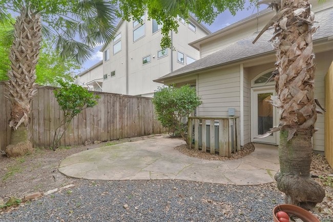 Building Photo - 5413 Rose St