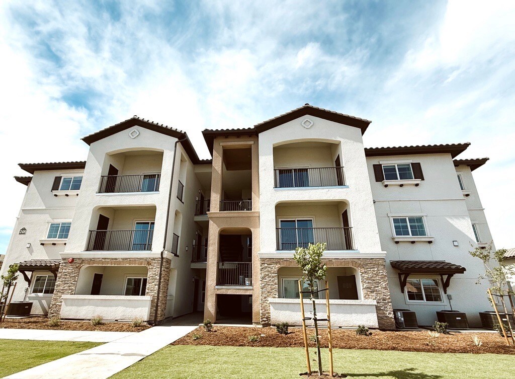 Foto principal - The Village at Shannon Way