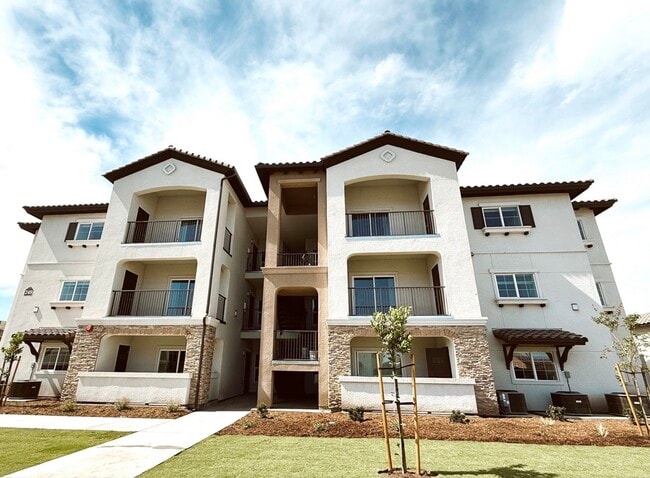 Foto del edificio - The Village at Shannon Way