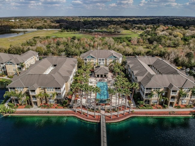 Building Photo - Seasons at Westchase