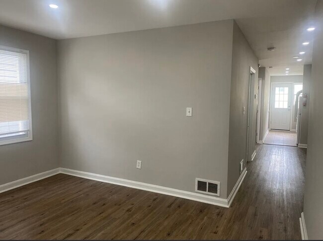 Foto del edificio - 2351 S St SE