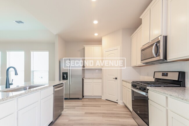 Building Photo - 832 Jackel DR