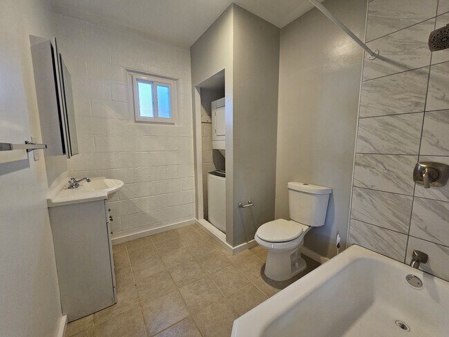 Foto del edificio - 425 Talbot Ave